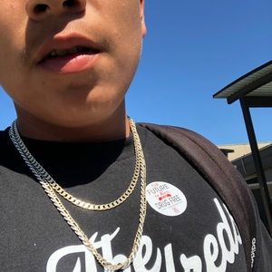 Meet your Posher, Luis